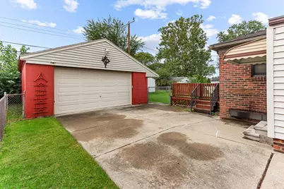 18272 Oak Avenue, Eastpointe, MI 48021 - Photo 33