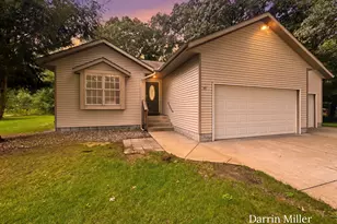 47 Serra Ct, Muskegon, MI 49442 - Photo 1