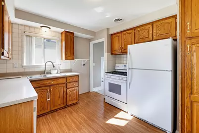 [Address not provided], Livonia, MI 48150 - Photo 5