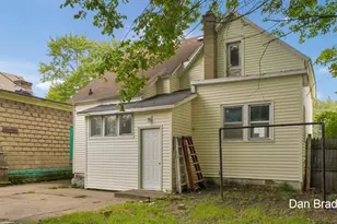 742 Myrtle St NW, Grand Rapids, MI 49504 - Photo 19