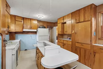 115 N Prospect Street, Sturgis, MI 49091 - Photo 9