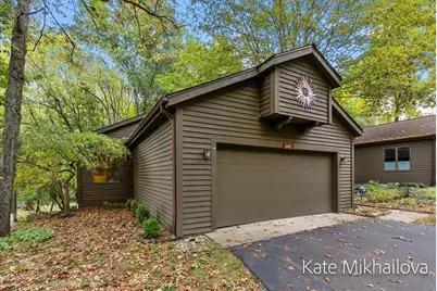 2411 Highpointe Drive, Kalamazoo, MI 49008 - Photo 39