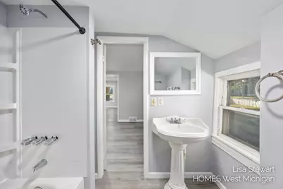 302 W Superior Street, Wayland, MI 49348 - Photo 13
