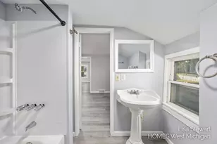 302 W Superior St, Wayland, MI 49348 - Photo 13