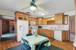 751 E Corey St, Bronson, MI 49028 - Photo 7