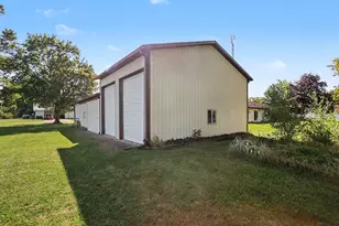 751 E Corey St, Bronson, MI 49028 - Photo 19