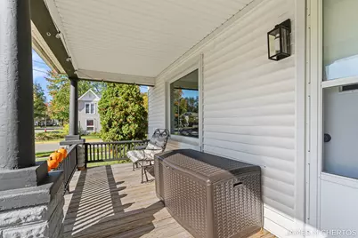 234 W Hammond Street, Otsego, MI 49078 - Photo 5