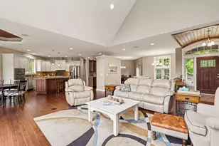 5985 Tannon Trail Ct, Alto, MI 49302 - Photo 5