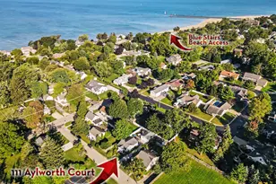 111 Aylworth Ct, South Haven, MI 49090 - Photo 3