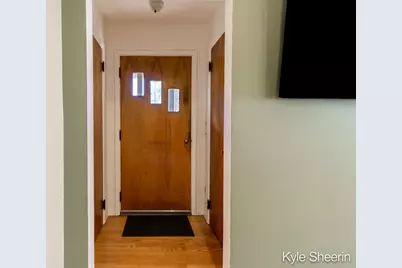 47 Farnham Street SE, Kentwood, MI 49548 - Photo 3