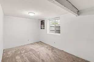 828 N Francis Ave, Lansing, MI 48912 - Photo 13