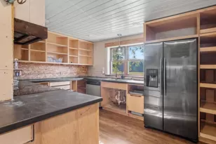 5103 McBride Rd NW, Lakeview, MI 48850 - Photo 9
