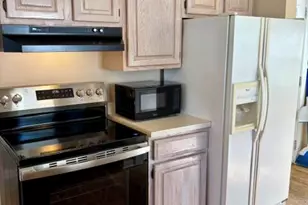 890 Sunrise Park St, Howell, MI 48843 - Photo 9