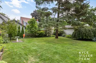 950 Pinecrest Ave SE, East Grand Rapids, MI 49506 - Photo 43