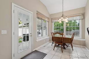 985 Thornwyk Dr NW, Grand Rapids, MI 49534 - Photo 15