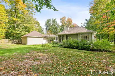 985 Thornwyk Drive NW, Grand Rapids, MI 49534 - Photo 41