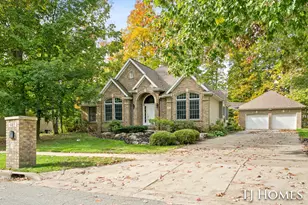 985 Thornwyk Dr NW, Grand Rapids, MI 49534 - Photo 37