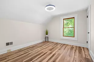 166 N West St, Coloma, MI 49038 - Photo 23