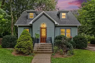 308 S Barker St, New Buffalo, MI 49117 - Photo 1