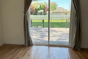 750 Mcmunn St, South Lyon, MI 48178 - Photo 11