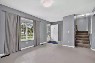 340 Oakwood Ln, Perry, MI 48872 - Photo 11