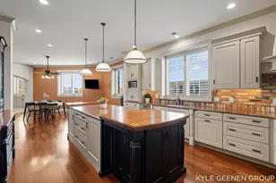 141 Central Ave, Holland, MI 49423 - Photo 15