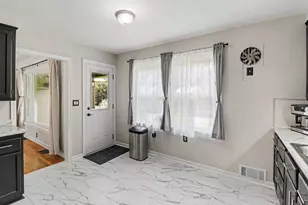 167 University Dr, Howell, MI 48843 - Photo 13