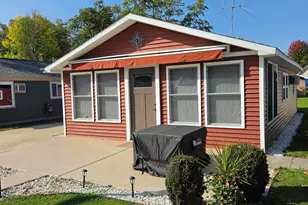 123 Wickham Ave, Houghton Lake, MI 48629 - Photo 25