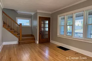 1034 Hall St SE, Grand Rapids, MI 49507 - Photo 7