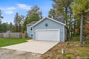 417 Lakewood Rd, Twin Lake, MI 49457 - Photo 3