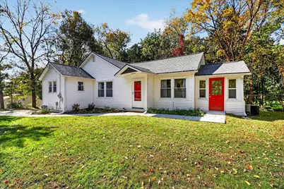 325 N Kendall Avenue, Kalamazoo, MI 49006 - Photo 3