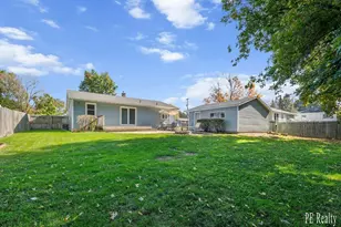 1515 Gridley Ave NW, Grand Rapids, MI 49534 - Photo 5