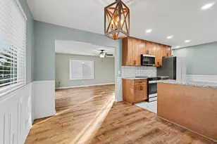 8728 E Long Lake Dr, Scotts, MI 49088 - Photo 11