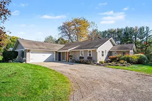 4025 21st St, Dorr, MI 49323 - Photo 59