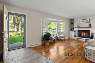 740 E Fennwood Cir, Muskegon, MI 49445 - Photo 7