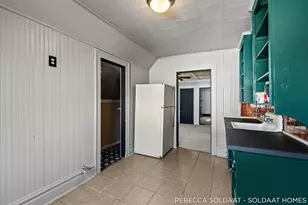 1057 Bridge St NW, Grand Rapids, MI 49504 - Photo 17