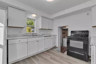 12023 Norborne Ave, Bedford, MI 48239 - Photo 9