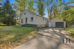 6144 W River Dr NE, Belmont, MI 49306 - Photo 5