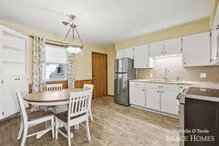 720 Andover St SE, Kentwood, MI 49548 - Photo 13