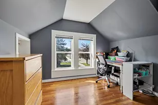 724 Eleanor St NE, Grand Rapids, MI 49505 - Photo 23