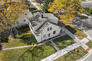 724 Eleanor St NE, Grand Rapids, MI 49505 - Photo 9