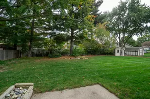 7254 Harmon Ln, Jenison, MI 49428 - Photo 23