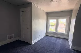 670 Pingree, Detroit, MI 48202 - Photo 17