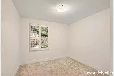 1345 W Lakewood Boulevard, Holland, MI 49424 - Photo 25