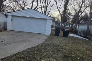 18556 Kentfield St, Detroit, MI 48219 - Photo 15