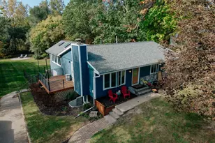 4247 Huntington Ave NE, Grand Rapids, MI 49525 - Photo 3