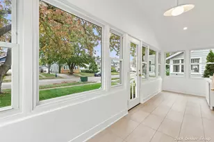 118 W Central Ave, Zeeland, MI 49464 - Photo 5