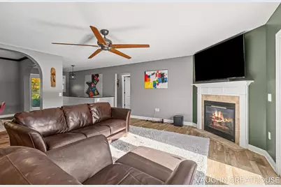 3383 Charlevoix Drive SE, Grand Rapids, MI 49546 - Photo 13