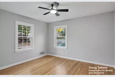 241 Baynton Avenue NE, Grand Rapids, MI 49503 - Photo 21