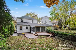 241 Baynton Ave NE, Grand Rapids, MI 49503 - Photo 5